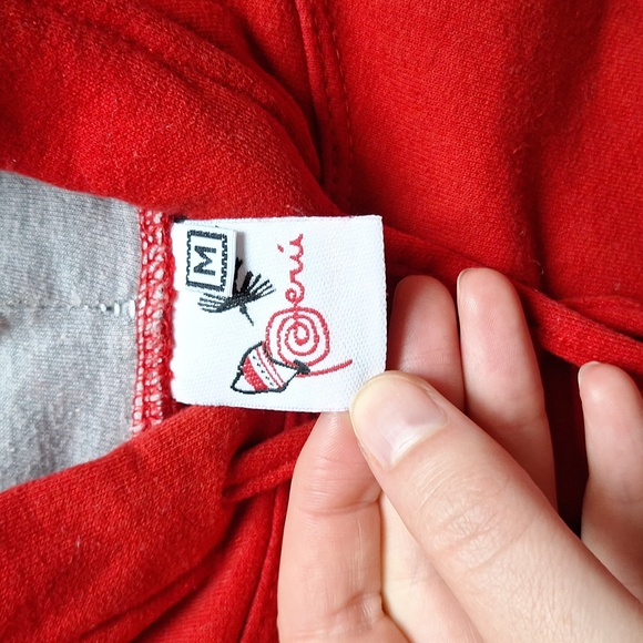 Peru Hoodie - Picture 2 of 2